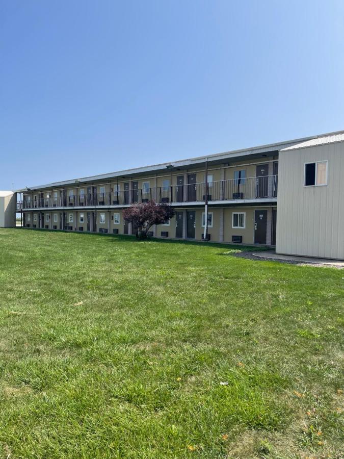 Relax Inn & Suites Mattoon Dış mekan fotoğraf