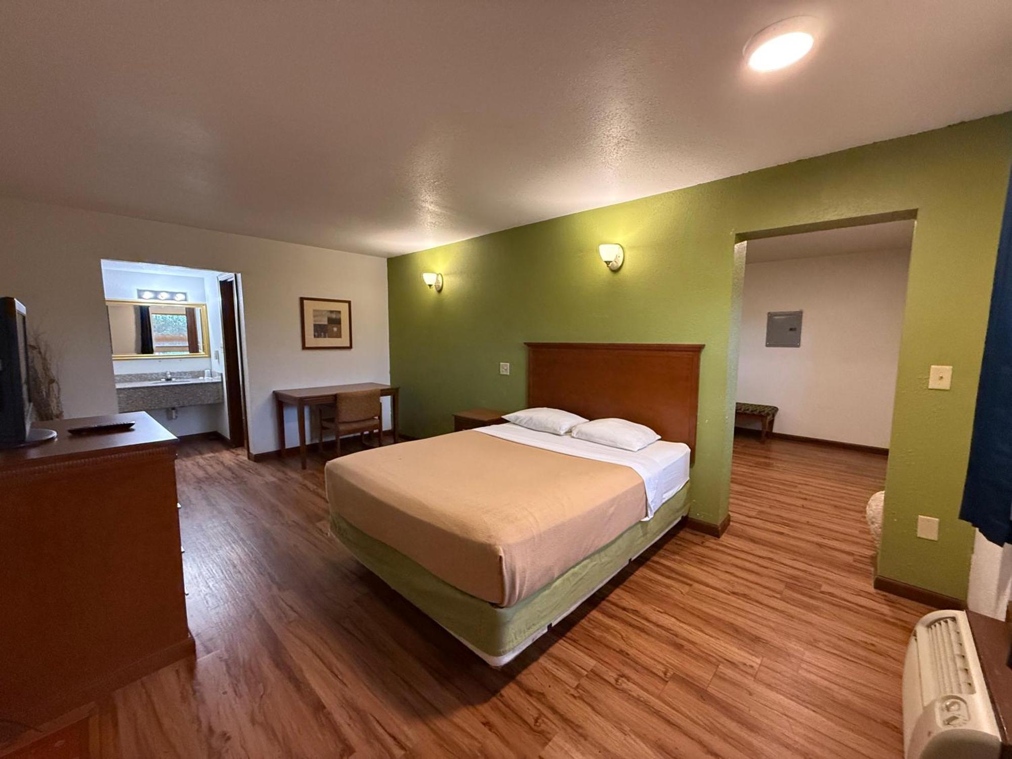 Relax Inn & Suites Mattoon Dış mekan fotoğraf