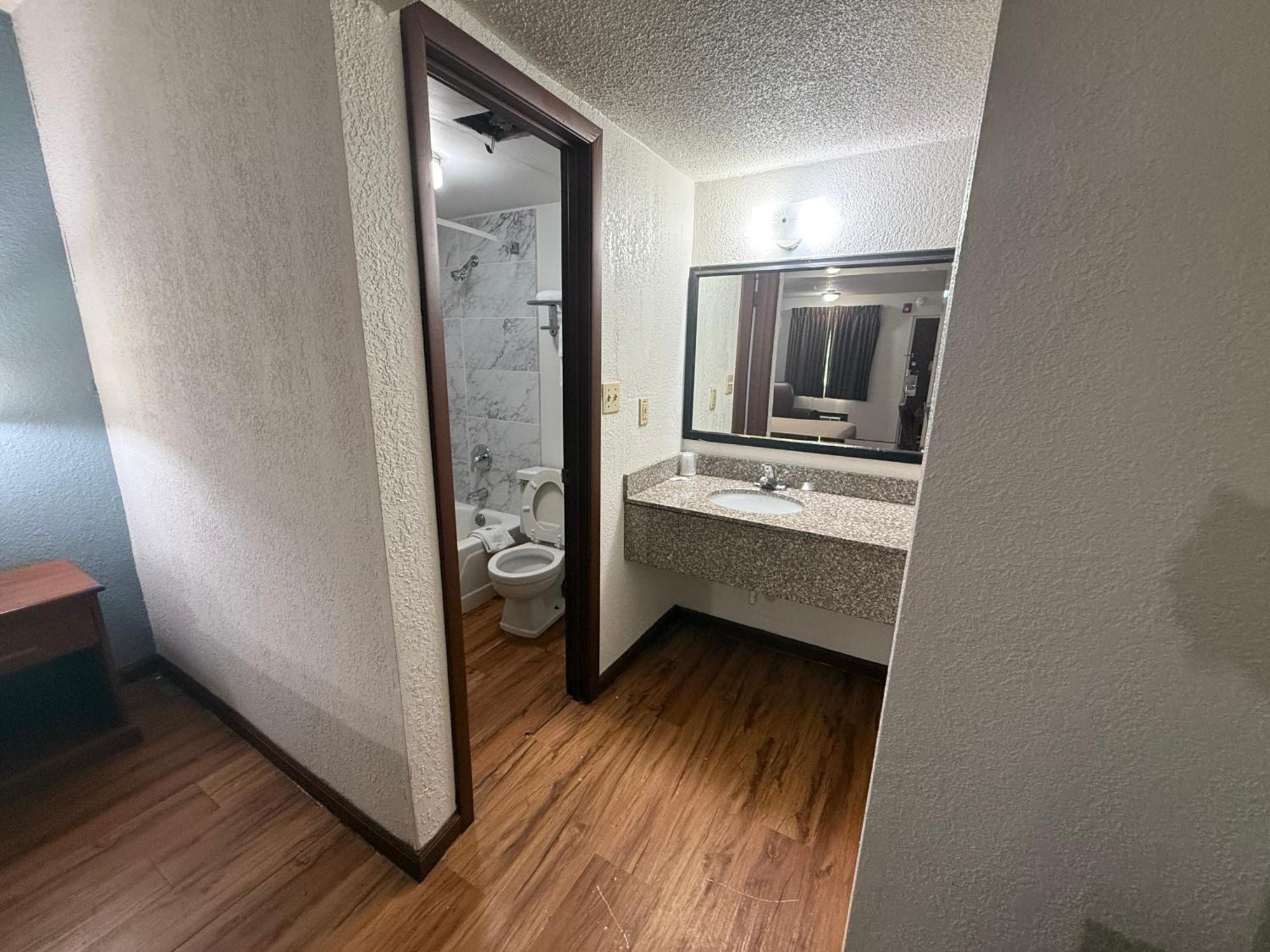 Relax Inn & Suites Mattoon Dış mekan fotoğraf
